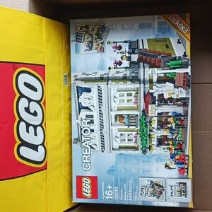 Lego 10243 Parisian Restaurant